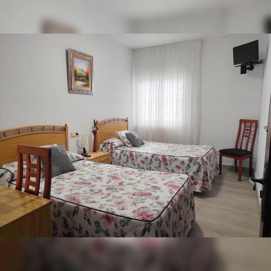 Hostal La Llave Mave Exterior photo